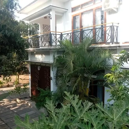 Warm Villas Lombok Kuta  Exterior photo
